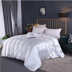 High-end Mulberry Silk Duvet Cover Queen Size – Skin-Beautifying, Stain-Resistant, Luxury Silk Quilt Cover for Single & Double Beds